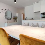 Cozy In With Wifi